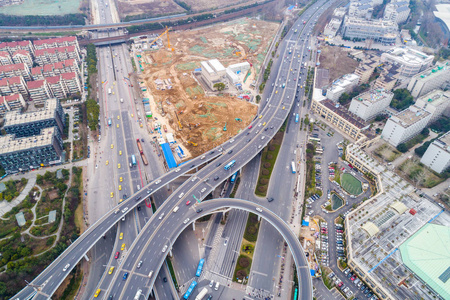 大公路交叉口鸟瞰图