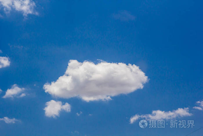 蓝天和小云背景照片 正版商用图片0ultm4 摄图新视界