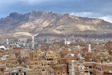 萨那老城被宣布为联合国教科文组织世界遗产遗址, 现在 destroed 由于内战