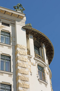 奥多瓦格纳建筑学艺术新兴维也纳, 房子在左翼 Wienzeile