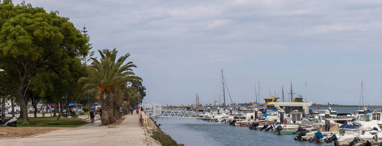 Olhao 市，葡萄牙滨海的视图