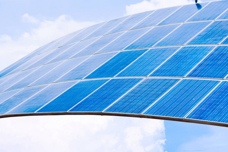 蓝天太阳能电池板发电节能