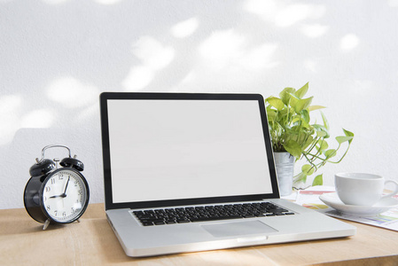 计算机笔记本电脑空白屏幕样机创意设计技术模板照片