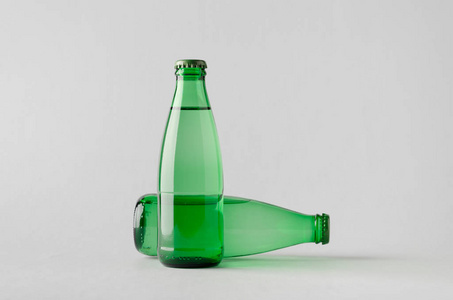 水瓶模拟两个瓶子