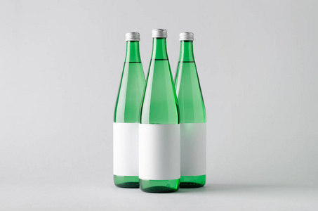 水瓶模拟三瓶。空白标签