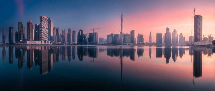 阿联酋迪拜商业湾的全景视图