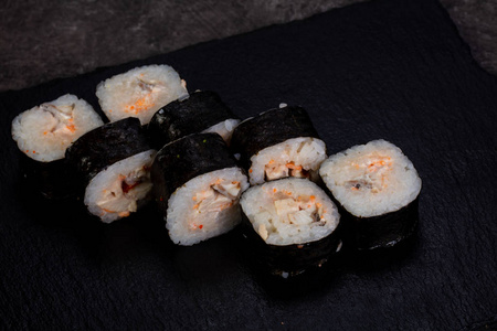 日本传统虾卷