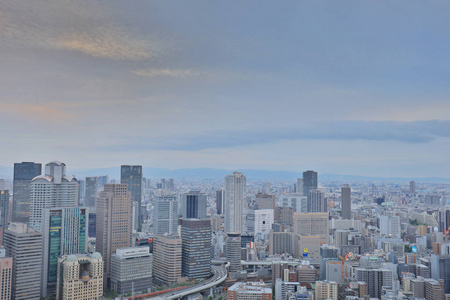 日本大阪梅田蓝天大厦景观图片