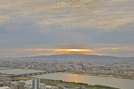 日本大阪梅田蓝天大厦景观图片