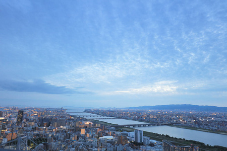 日本大阪梅田蓝天大厦景观图片