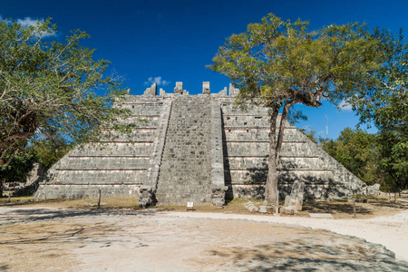 大祭司墓 也称为骨库 在考古遗址鸡察, 墨西哥