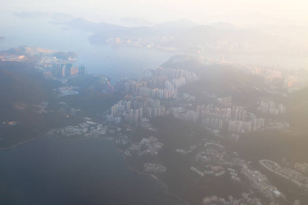 平面窗口俯视陆地的鸟瞰图