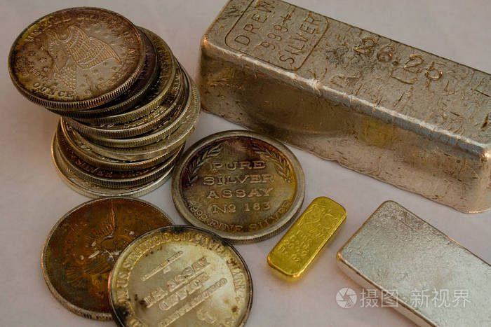 金条和圆. 贵金属