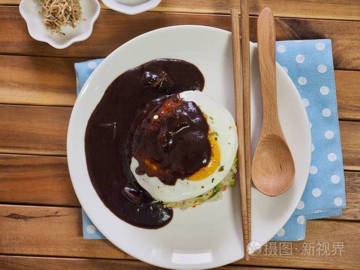 亚洲菜菜蛋炒饭