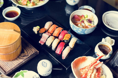 日本餐寿司健康食品