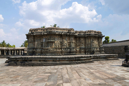 紧凑和华丽的 Veeranarayana 寺, Chennakeshava 寺建筑群, Belur, 卡纳塔, 印度。从北看