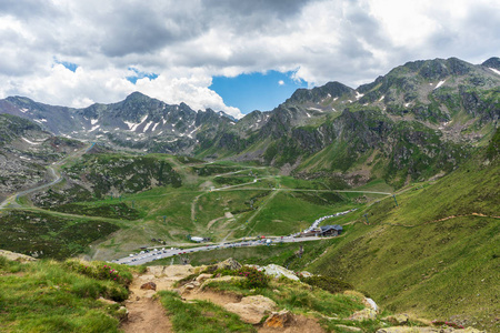 安道尔 Tristaina 高山湖泊照片