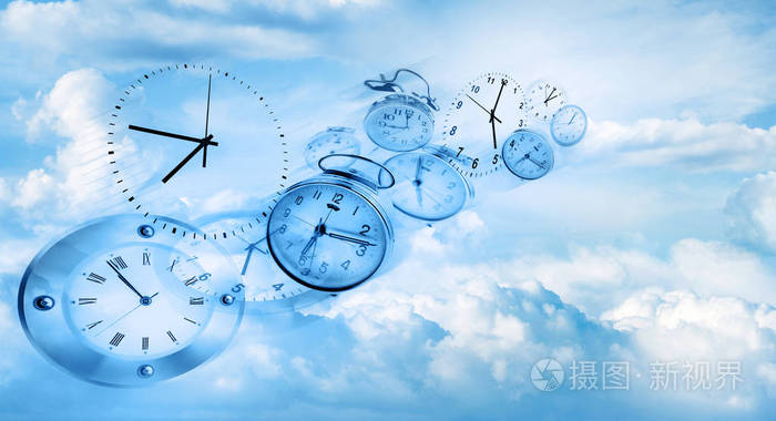 时钟在天空.时间飞逝