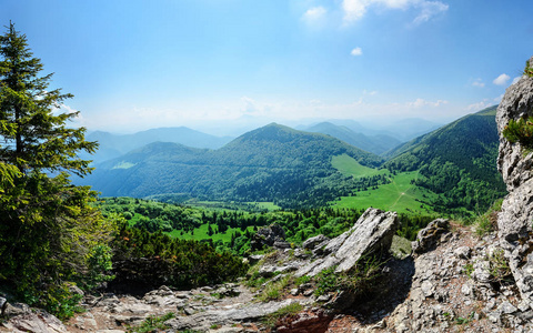 Vratna 山谷的天胶片在国家公园马拉 Fatra, 斯洛伐克