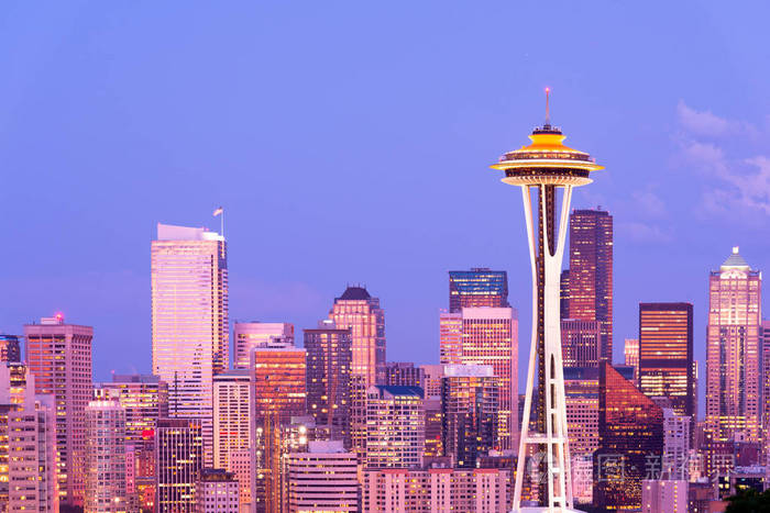 午夜西雅图市中心的地平线, 华盛顿州, 美国