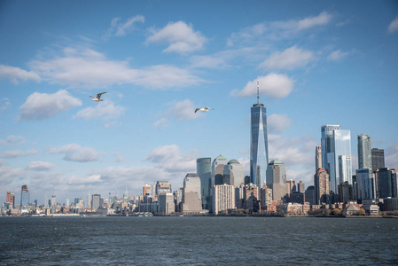 曼哈顿下城全景从哈德逊河, 纽约市, 美国的天际线