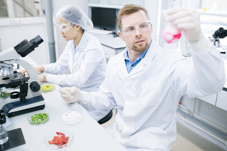 食品科学家图片