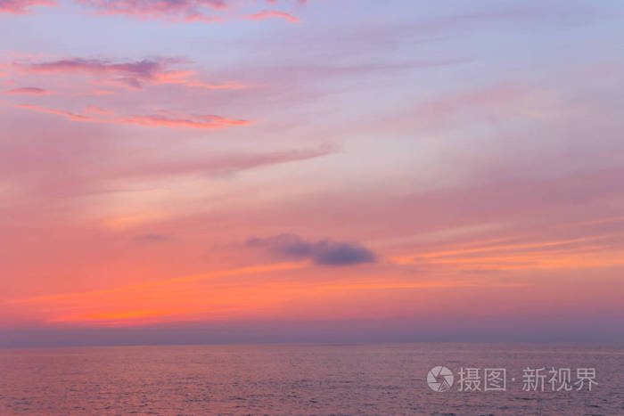 美丽的夕阳在黑海