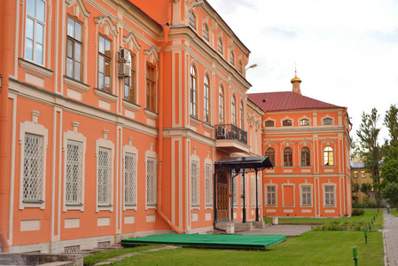 亚历山大  涅夫斯基修道院，古修道院的巴洛克式风格在圣彼得堡，俄罗斯的中心