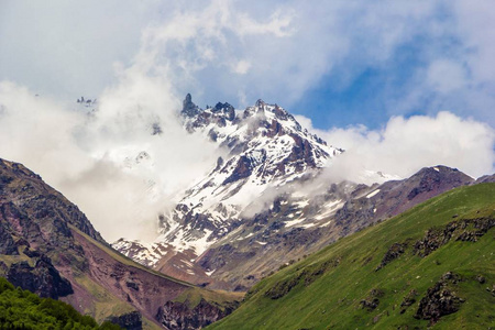 风景如画的峡谷的美景