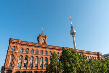 电视塔和在柏林市政厅