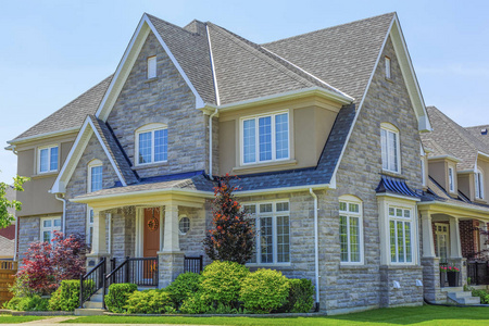 自定义构建豪华的房子,在加拿大多伦多郊区照片