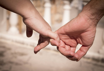 恋人像大白一样图片