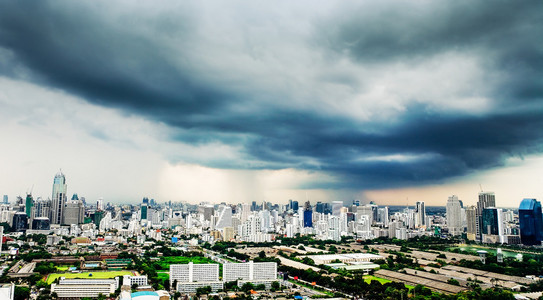 现代城市景观的曼谷，泰国。城市景观