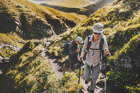 登山客图片 登山客素材 登山客插画 摄图新视界