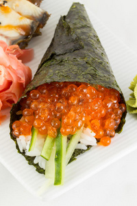 三文鱼鱼子寿司temaki