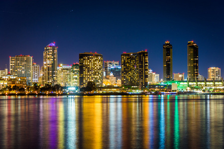 San Diego 夜景，看到从百年纪念公园，在 Co