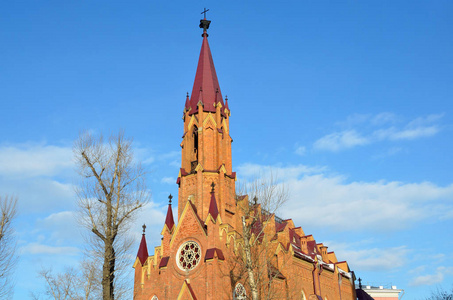 波兰教堂。天主教教会的圣母玛利亚在春天的假设。苏赫巴托 1，伊尔库次克的街道