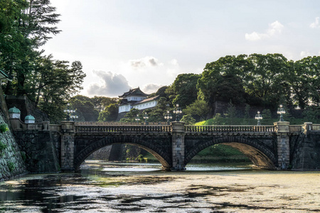 seimonish 桥和东京宫
