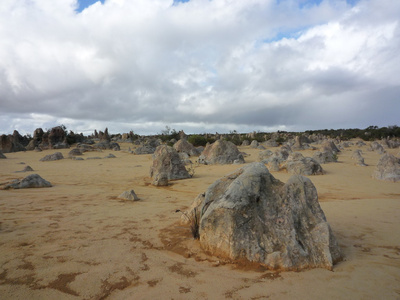 石峰在 Nambung 国家公园