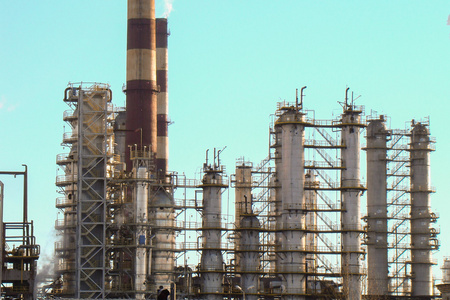 石油加工厂照片