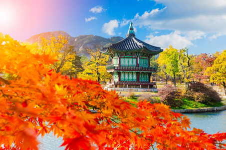 在韩国首尔景福宫的秋天