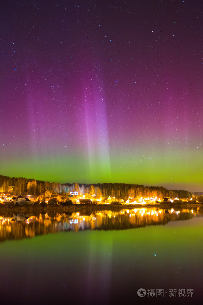 美丽的极光