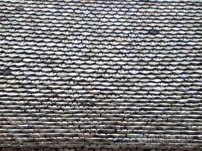 带图案的屋顶瓦片