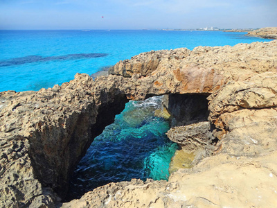 岩石海岸景观地中海塞浦路斯岛