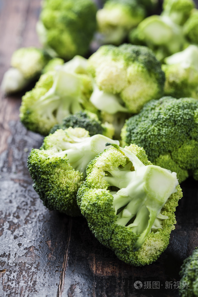 新鲜绿色西兰花