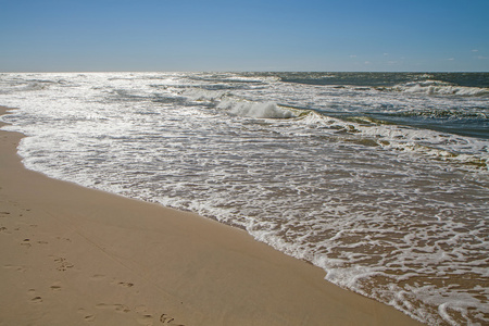 冰冷的海水波浪