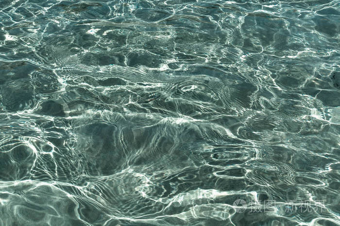 抽象的纹理水海洋背景清澈的蓝波纹浅绿色背景