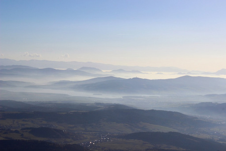 Babia 戈拉，Beskidy，波兰为视角