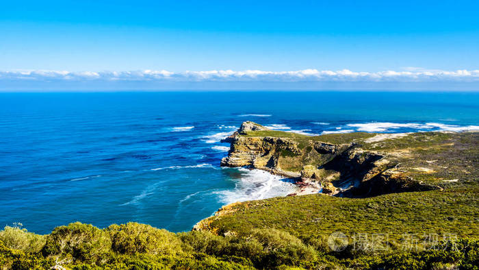 蜿蜒曲折的海岸线和陡峭的悬崖的好望角大西洋上