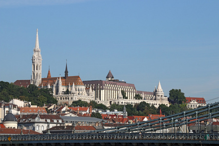 渔夫堡垒和 Matthias 教堂布达佩斯城市景观